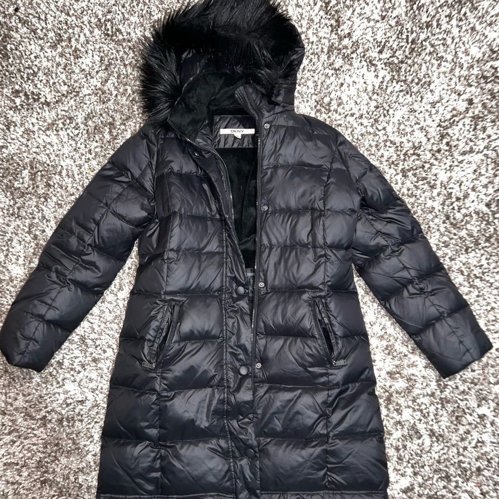 DKNY women’s medium black down trench style puffer